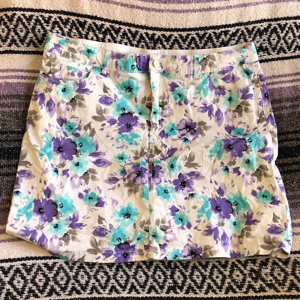 Croft & Barrow Floral Skort